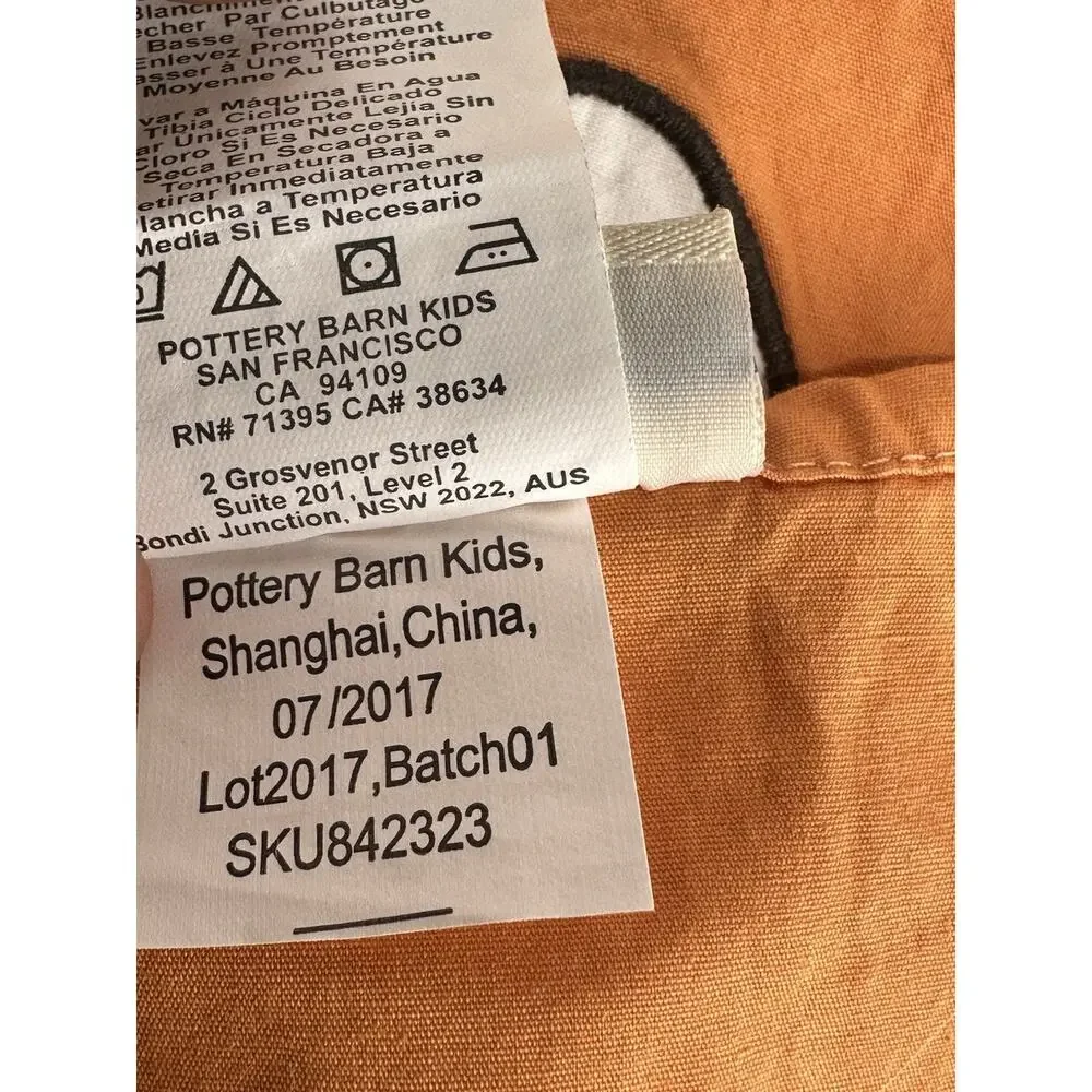 Pottery Barn Kids Cloth Snoopy happy thanksgiving tablecloth Plus Napkins